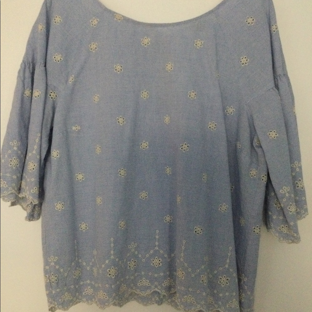 Adorable Cotton Blouse from Sanctuary. Size XL.